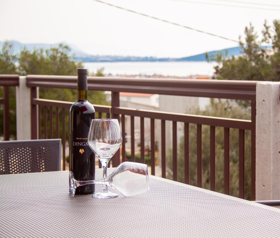 Apartment Juric Kaštel Novi 外观 照片