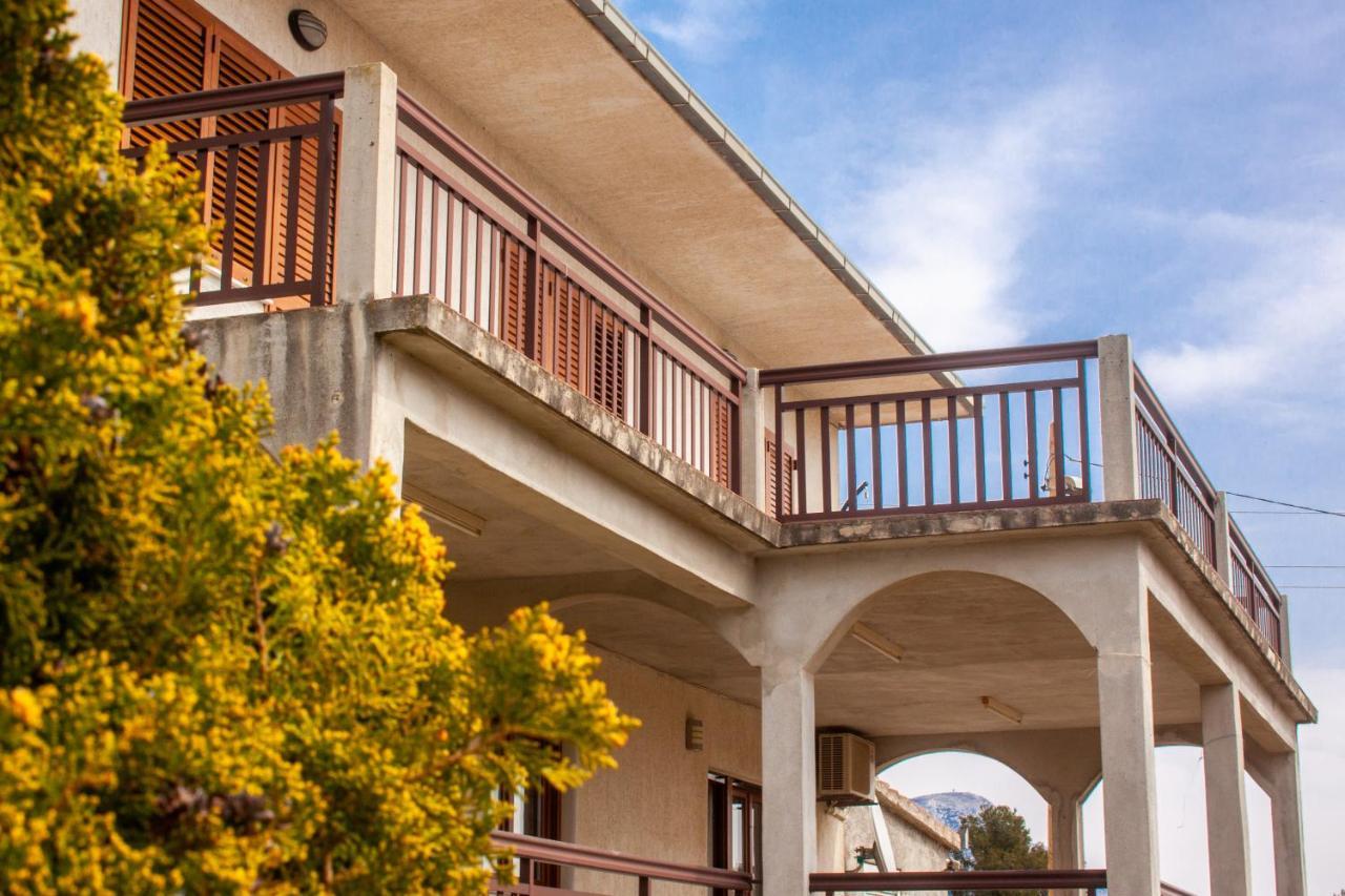Apartment Juric Kaštel Novi 外观 照片